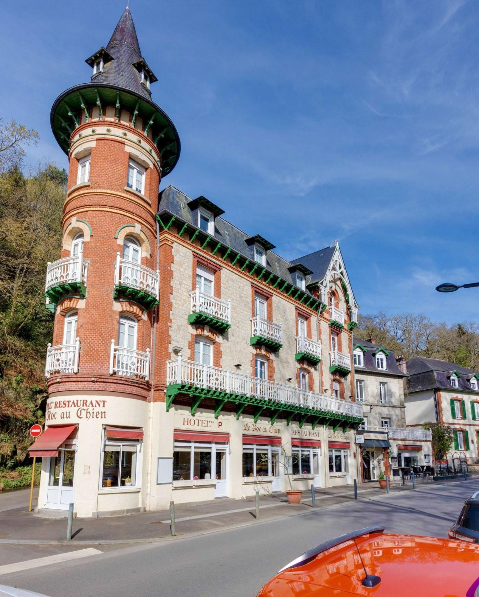 Brit Hotel & Spa Le Roc Au Chien Bagnoles de l'Orne Normandie Esterno foto