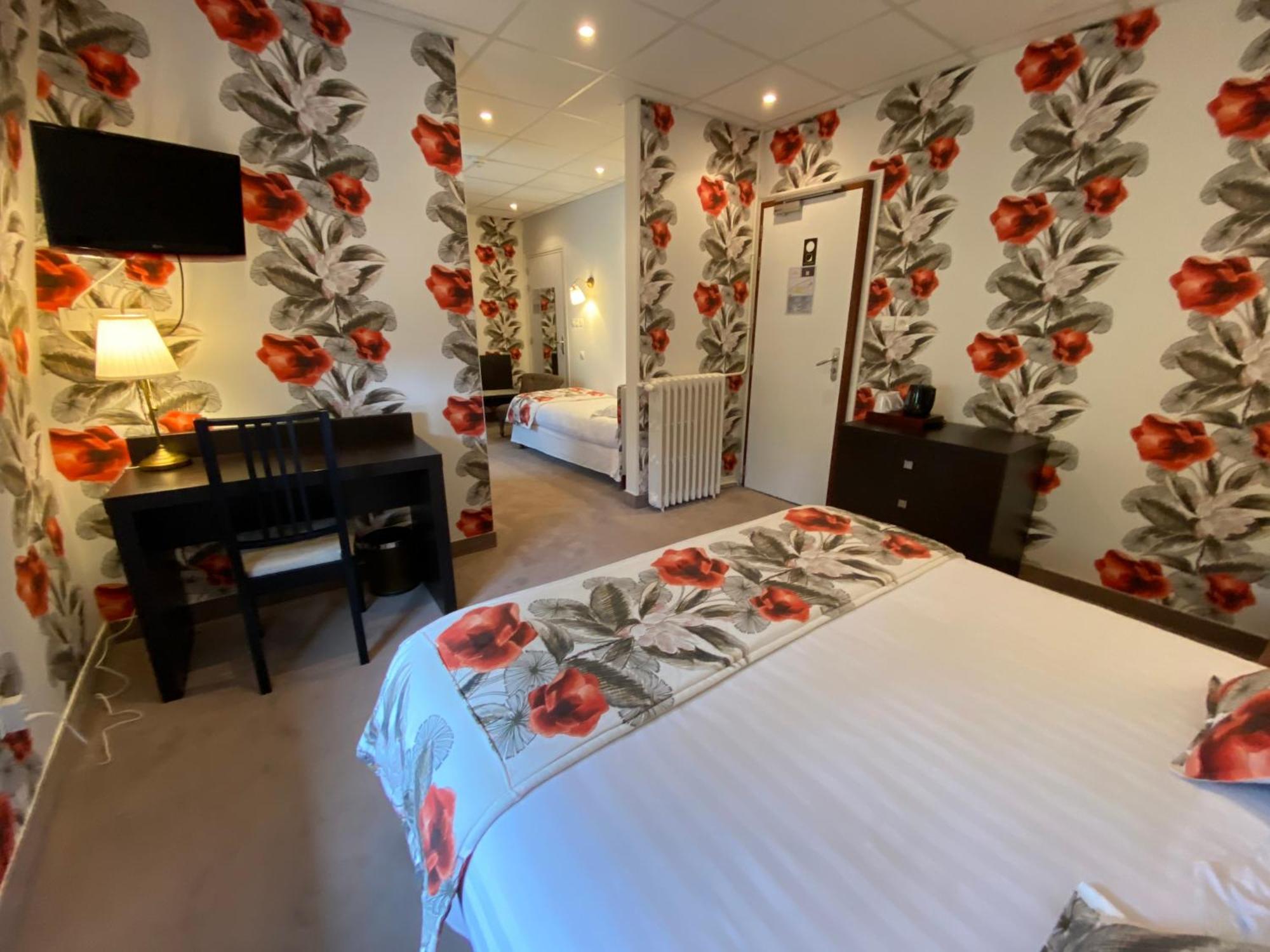Brit Hotel & Spa Le Roc Au Chien Bagnoles de l'Orne Normandie Esterno foto