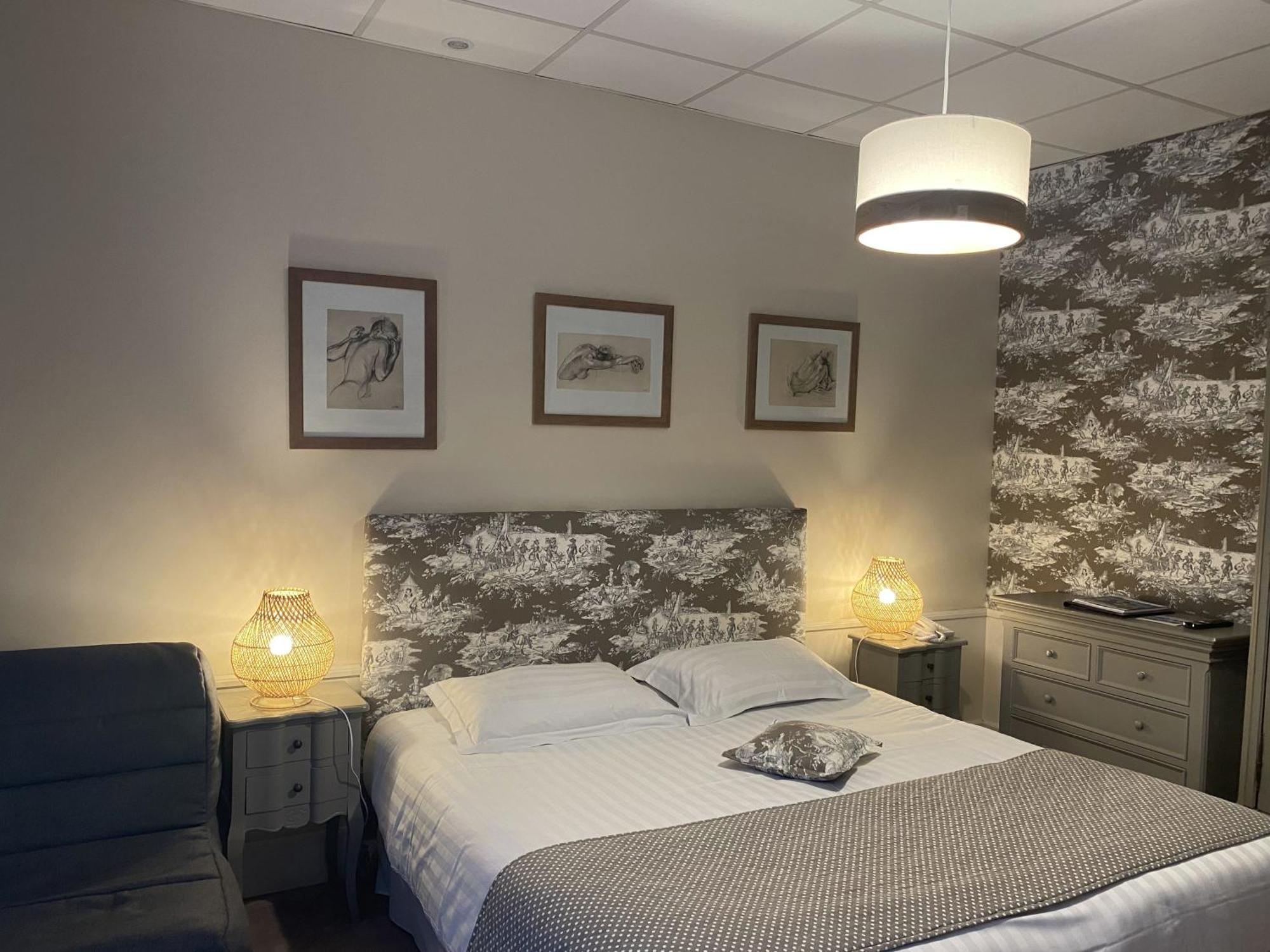 Brit Hotel & Spa Le Roc Au Chien Bagnoles de l'Orne Normandie Esterno foto